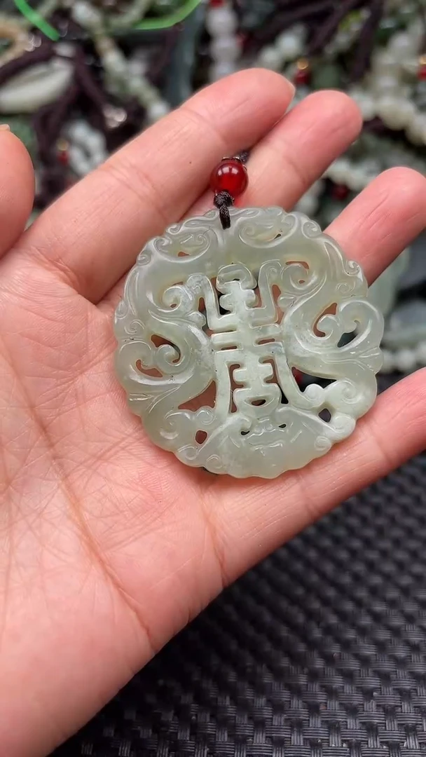 【闪购商品】和田玉颈饰未镶嵌.