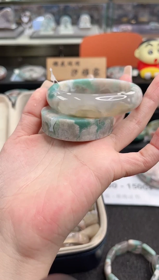 未镶嵌手镯石英质玉尘*丷圈口（赠品镯心）