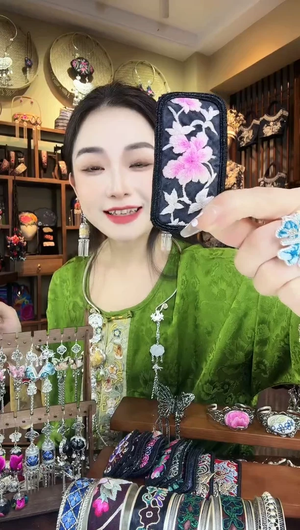 刺绣非遗刺绣民族风耳环