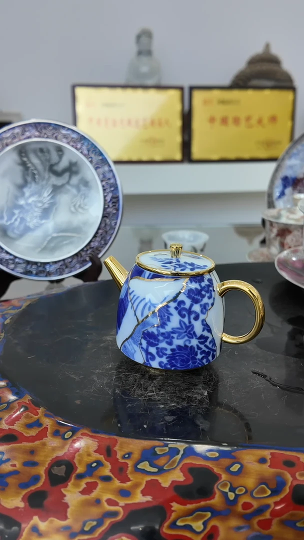 何赋森甄选——青花小壶