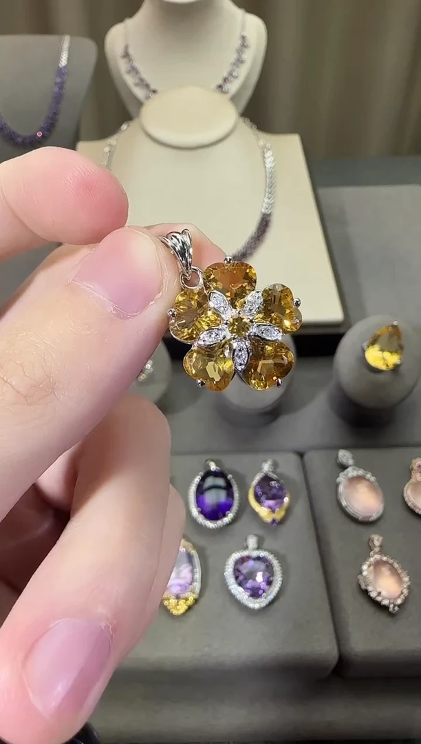 颈饰银S925镶嵌黄晶8mm吊坠海洋之心设计款