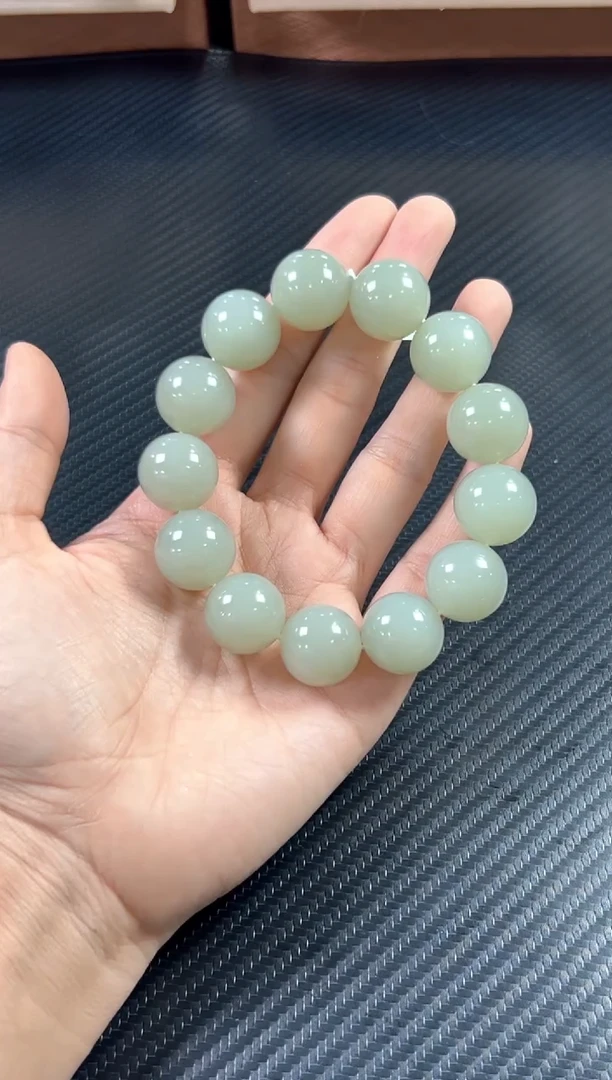 未镶嵌手串和田玉且末微色差近矿卡18