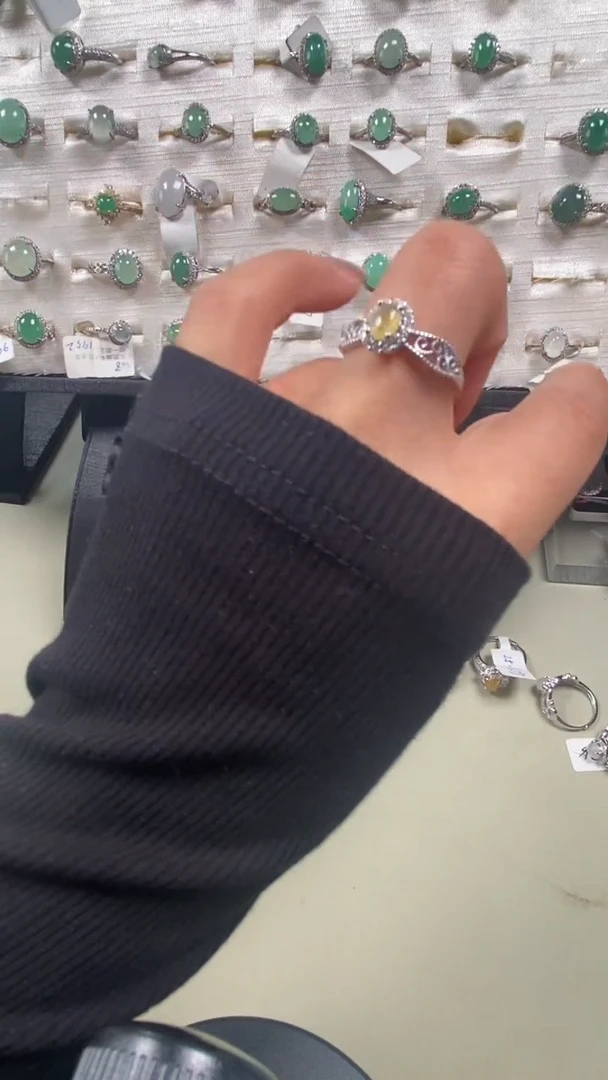 【闪购商品】翡翠戒指银S925镶嵌8799