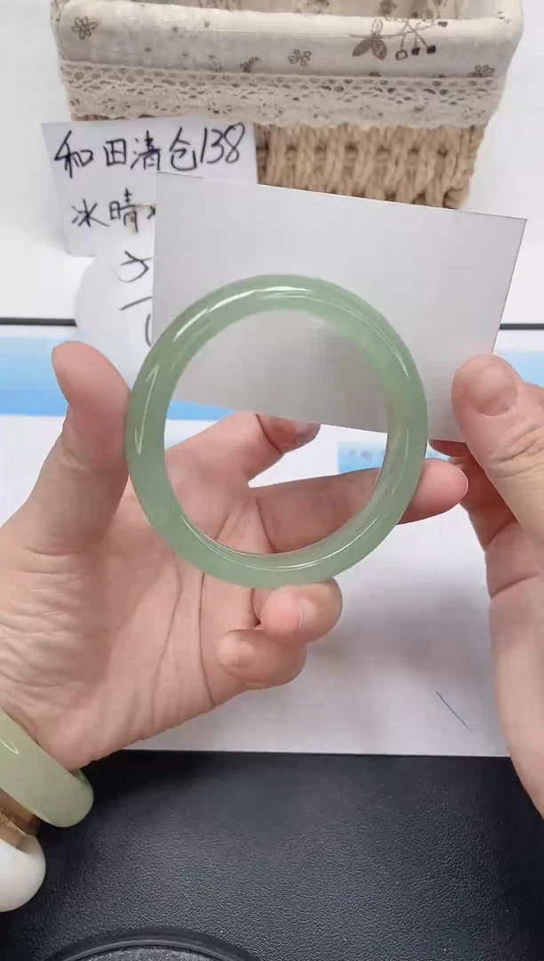 未镶嵌手镯石英质玉161/60-61