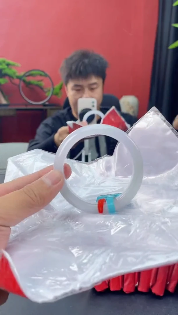未镶嵌手镯翡翠7