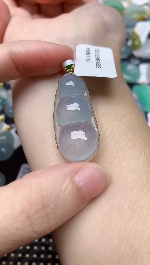 颈饰18K金镶嵌翡翠天然缅甸A货翡翠
