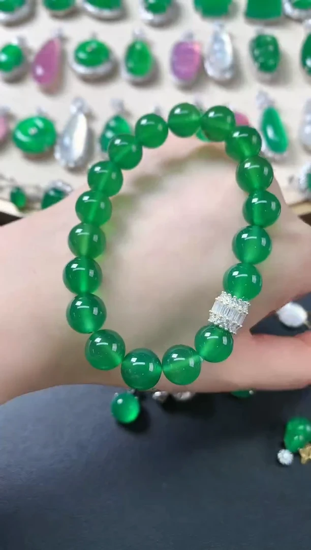 玛瑙/玉髓手串未镶嵌D144|199