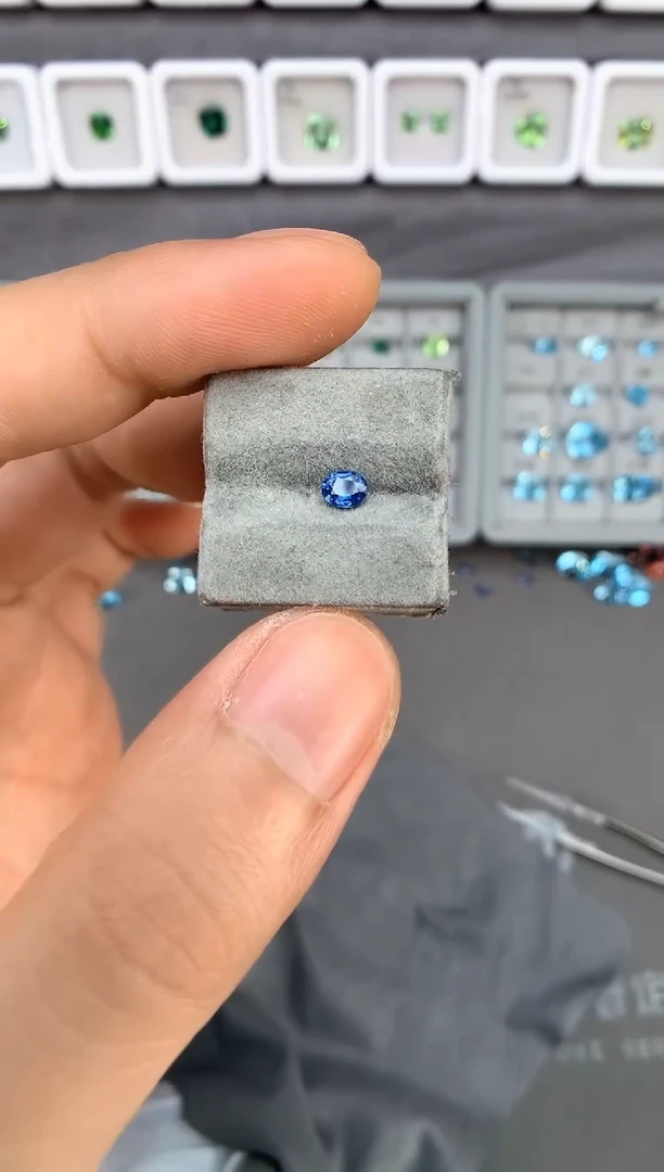 【闪购商品】定制蓝宝石裸石未镶嵌0.4ct
