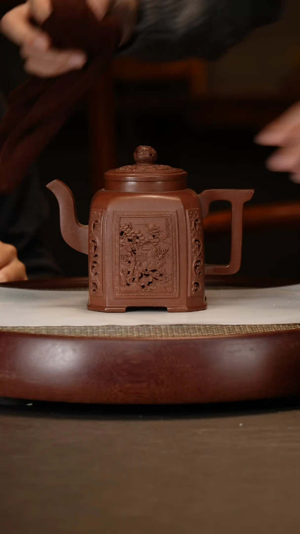 【闪购商品】紫砂茶壶八方龙珠500c