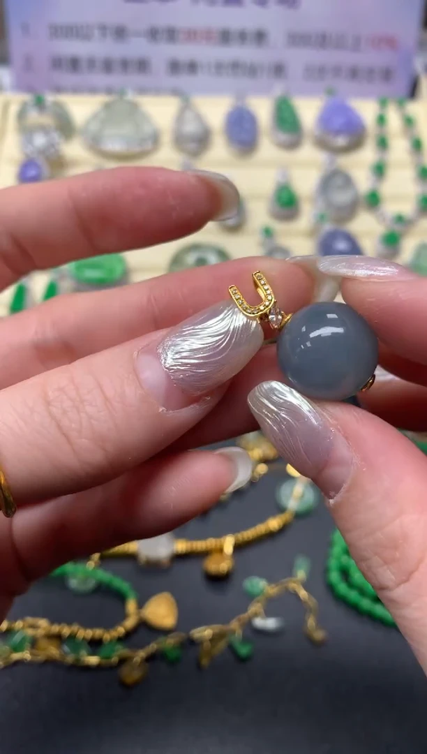 【闪购商品】翡翠吊坠(不含链)18K金镶嵌吊坠|3980+398