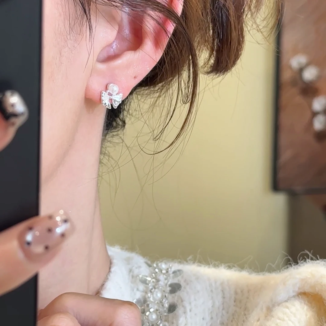 H451 珍珠蝴蝶结飘带耳钉气质轻奢时尚