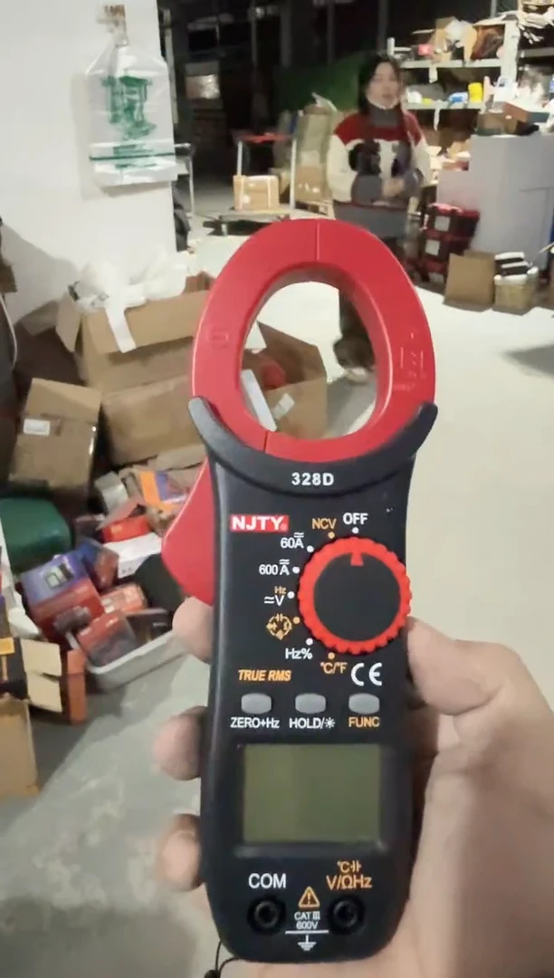 南京天宇328D《交直流》数字钳形表