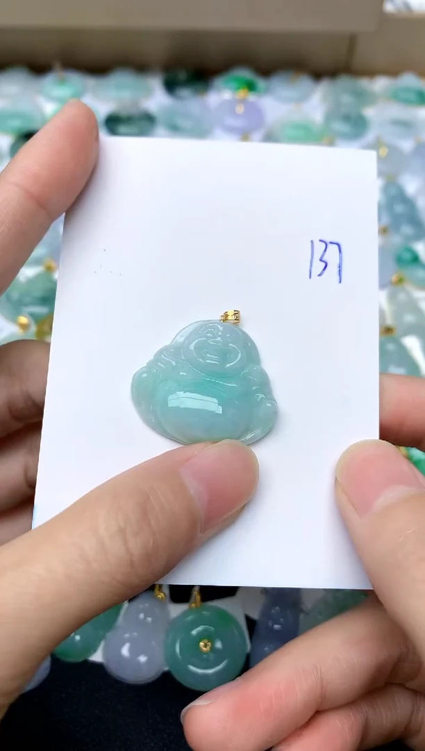 【闪购商品】翡翠颈饰18K金镶嵌137天然A货翡翠