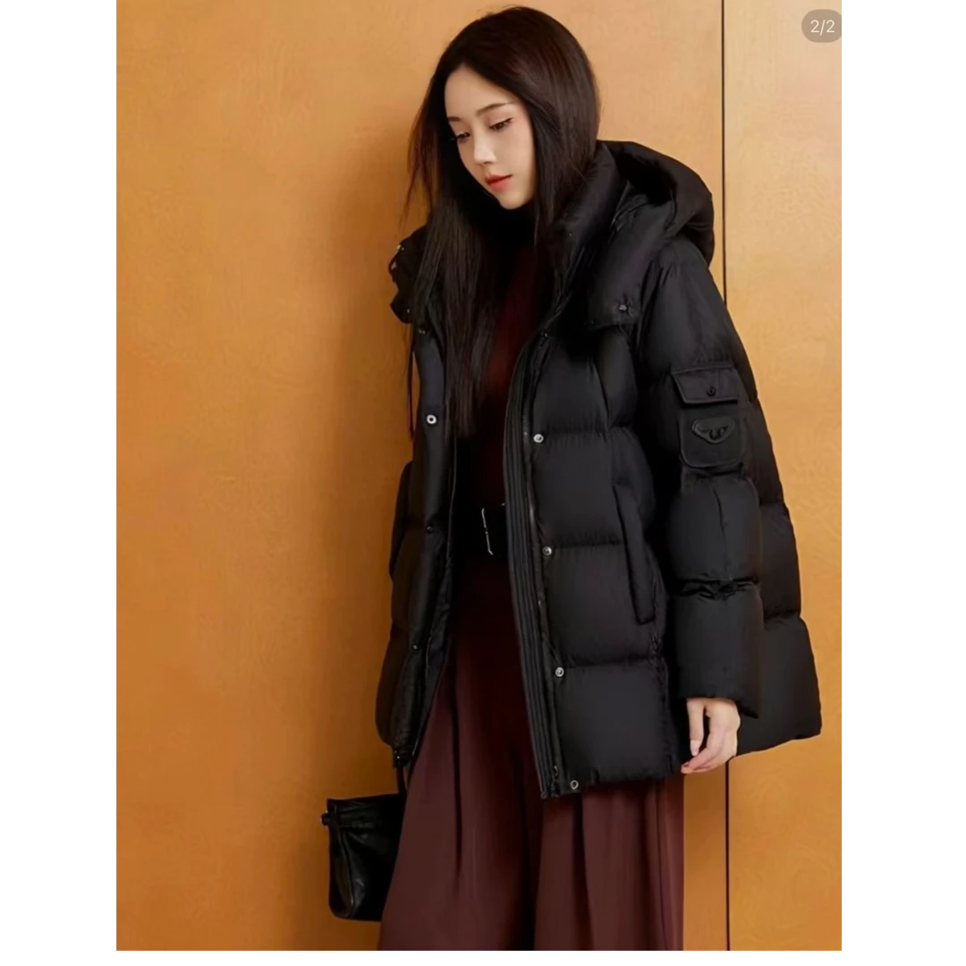 2025冬季新款时尚休闲带帽羽绒服