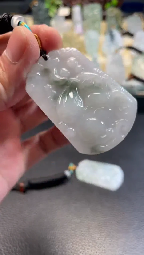 颈饰未镶嵌翡翠12/09/129