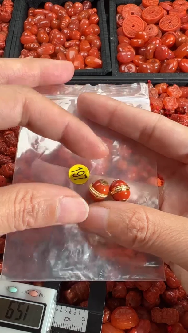 【闪购商品】南红玛瑙颈饰未镶嵌1