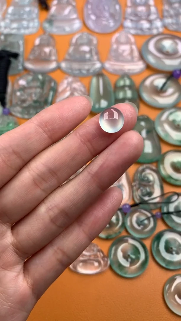 【闪购商品】翡翠颈饰未镶嵌10-9.6-5.2