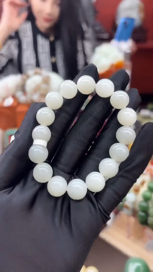 未镶嵌手串和田玉董小姐推荐 多样性发货 拍一发一yt12