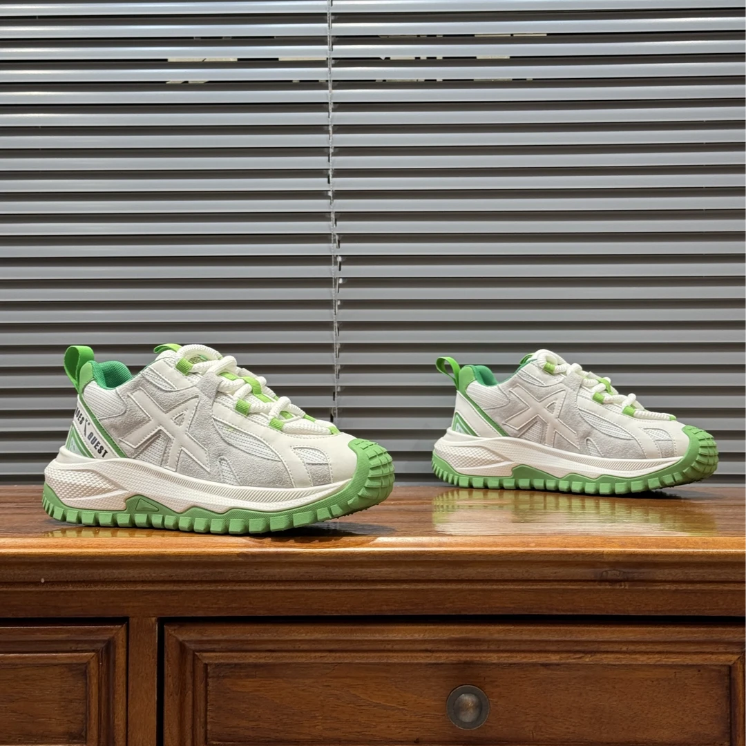 2025春季新款时尚百搭潮流轻奢高端双拼轻奢休闲男鞋（偏大一码）