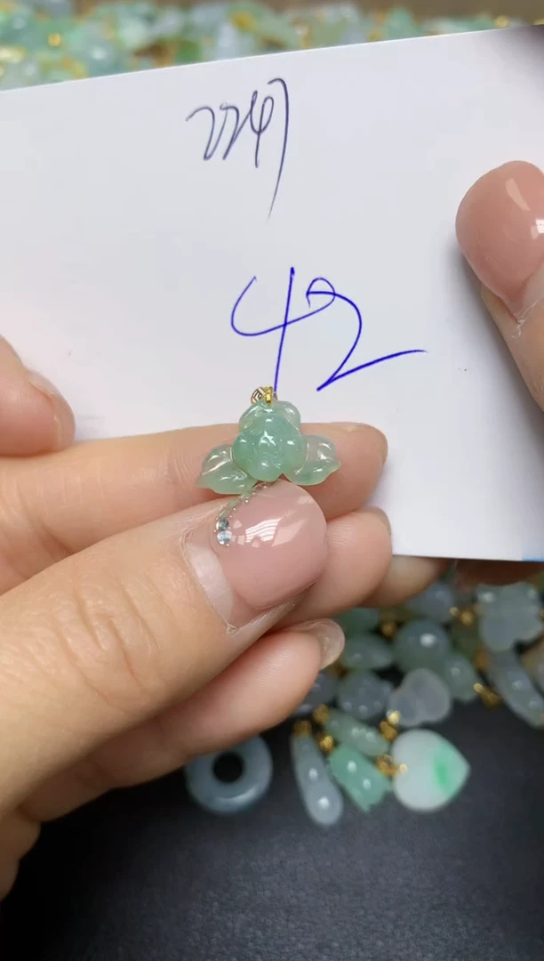 【闪购商品】翡翠挂件18K金镶嵌 天然翡翠A货
