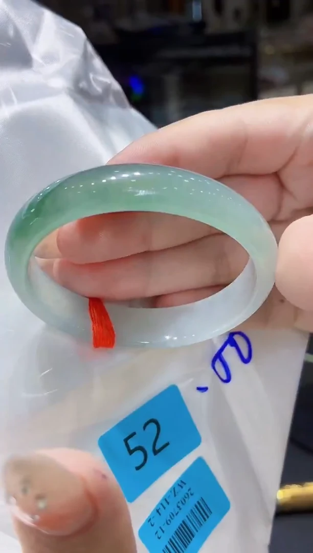 未镶嵌手镯翡翠翡翠手镯5051