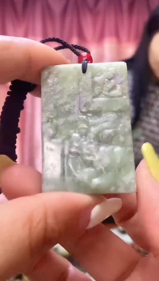 未镶嵌岫玉吊坠