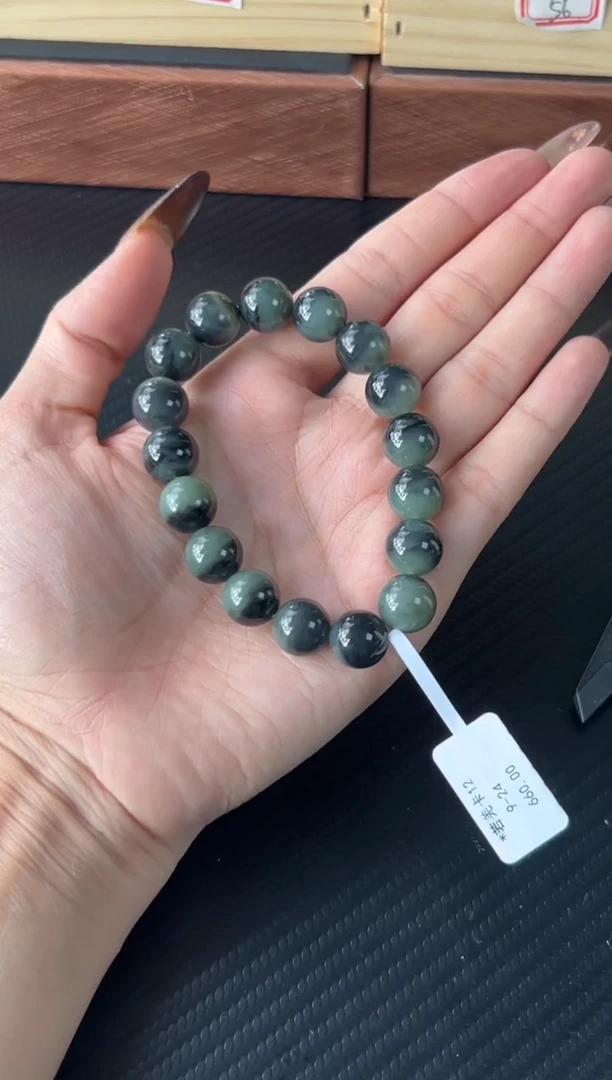 未镶嵌手串和田玉心*若羌微色差卡12