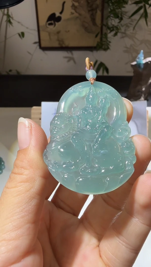 吊坠(不含链)未镶嵌翡翠观音