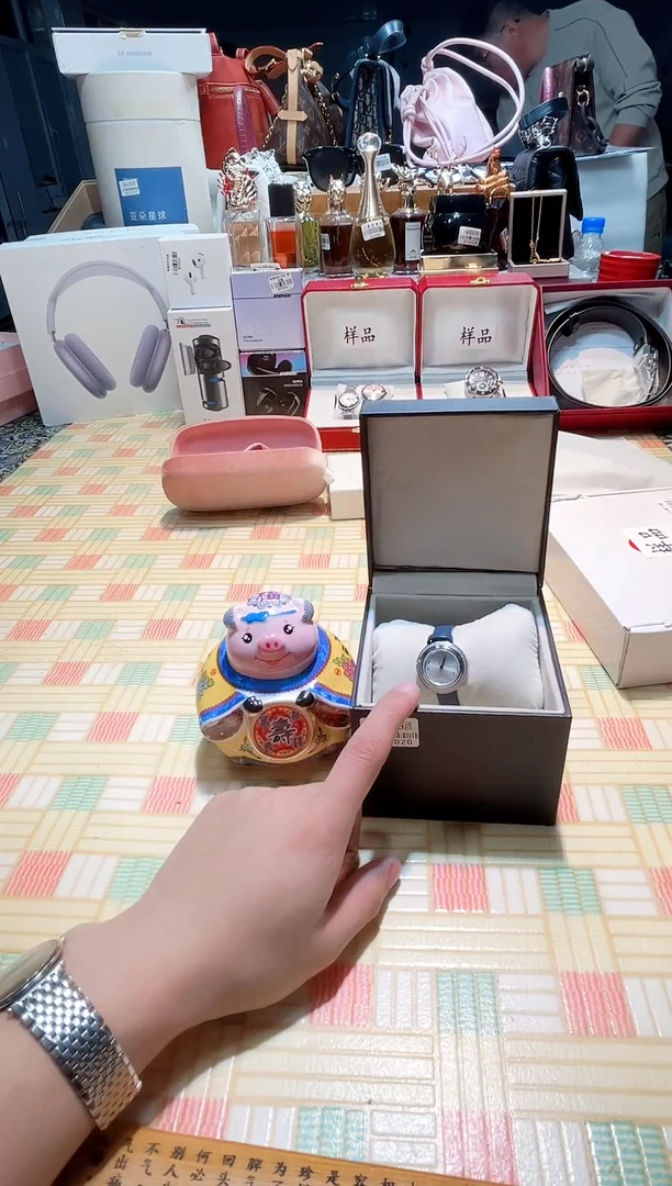 瓷片瓷器 库房到期 全部地板价@@1