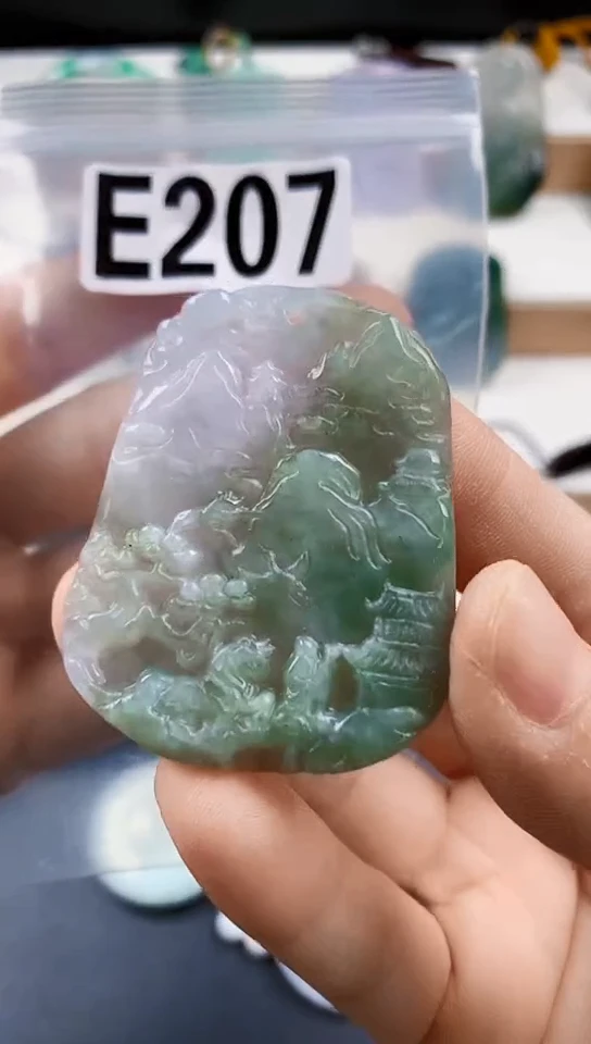 颈饰未镶嵌翡翠天然翡翠吊坠挂件