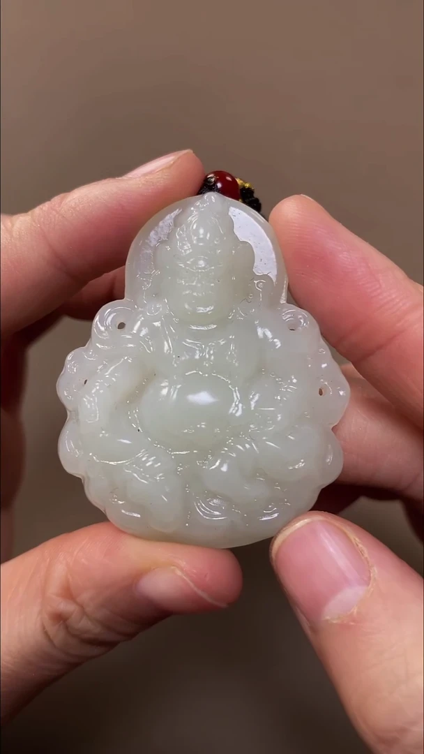 颈饰未镶嵌和田玉和田玉吊坠