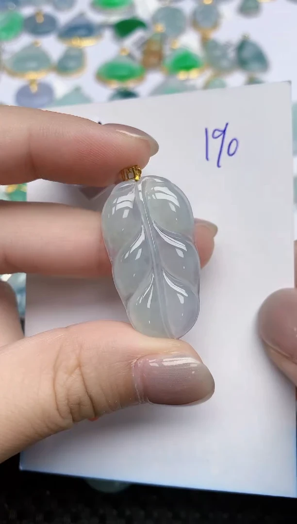 【闪购商品】翡翠颈饰18K金镶嵌天然翡翠A货