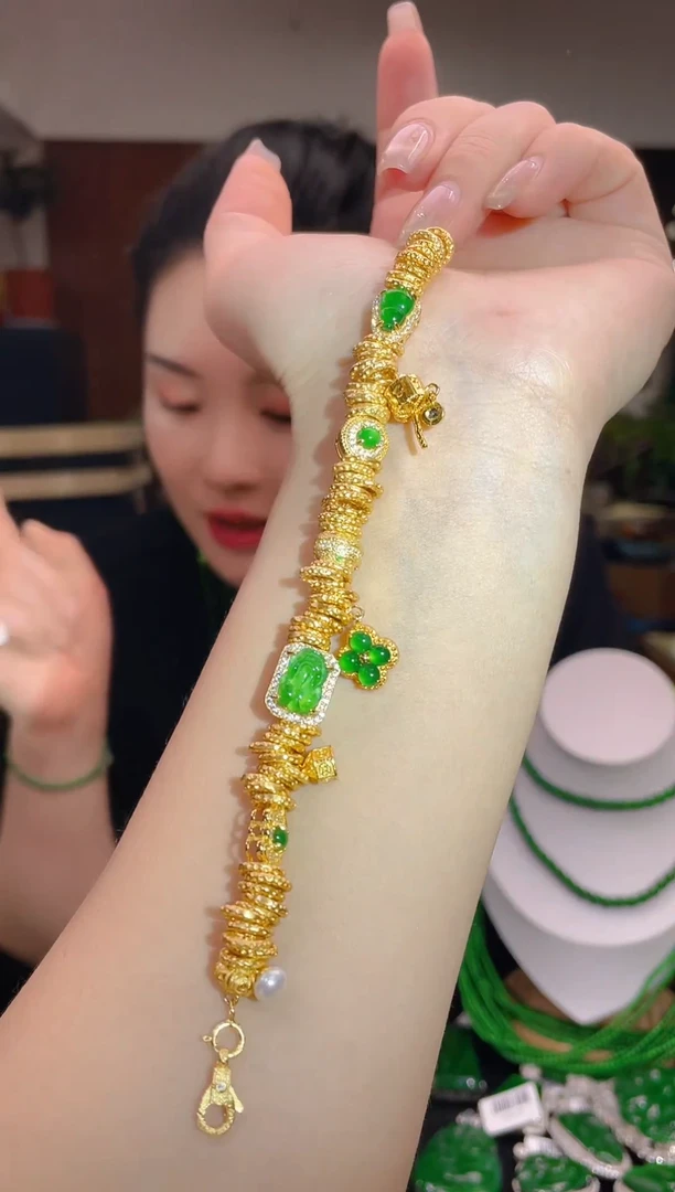 【闪购商品】翡翠颈饰未镶嵌多样性发其一