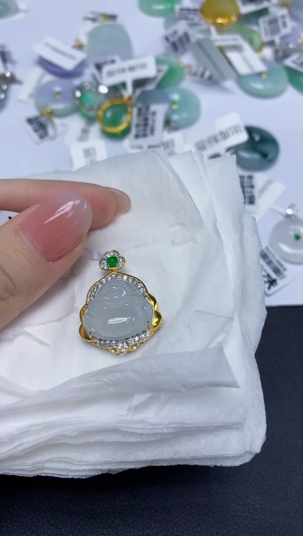 颈饰未镶嵌翡翠天然缅甸翡翠A货多样性发一件