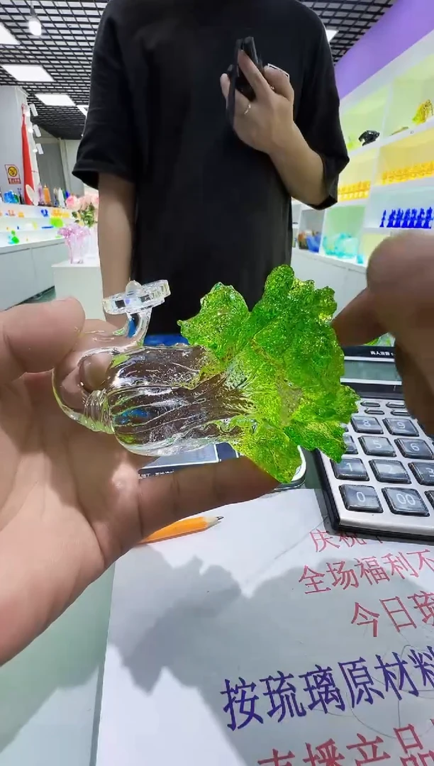 手工艺品琉璃广**姐古法琉璃百财摆件