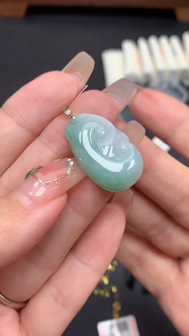 【闪购商品】翡翠吊坠(不含链)18K金镶嵌MS160594