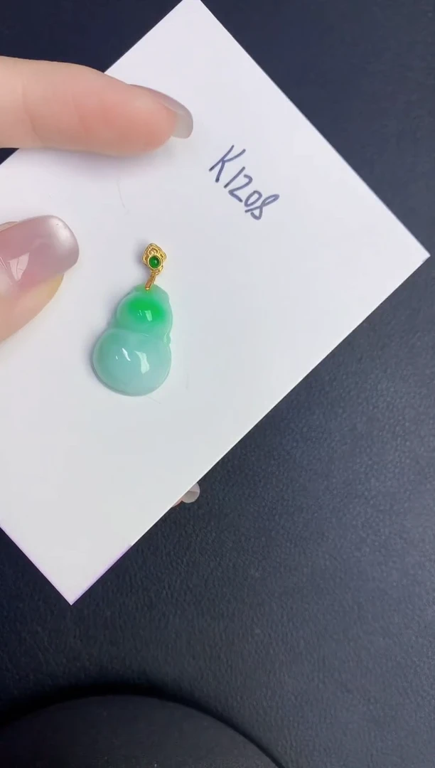 颈饰未镶嵌翡翠缅甸天然翡翠A货