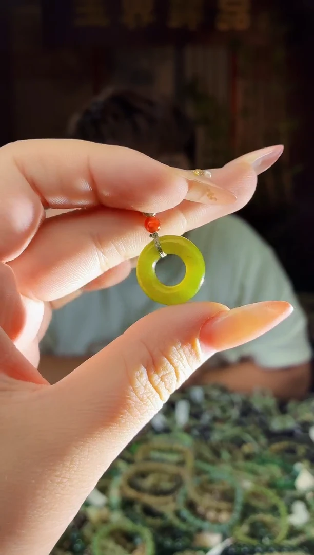 和田玉未镶嵌颈饰拍一发一