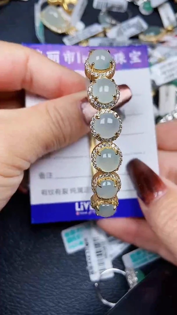 颈饰银S925镶嵌翡翠8141