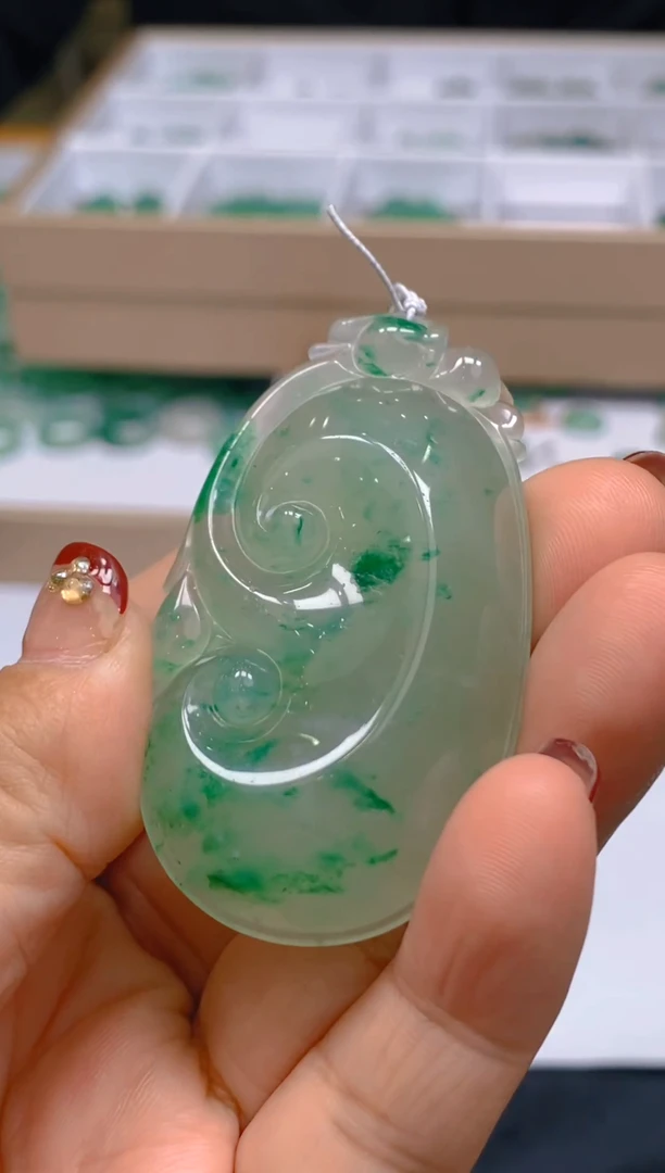 【闪购商品】石英质玉颈饰未镶嵌冰美人非洲翠A货，冰种