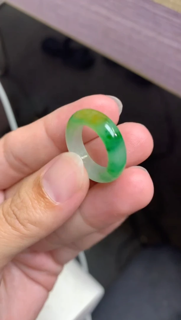 未镶嵌定制翡翠暗**秋毛货