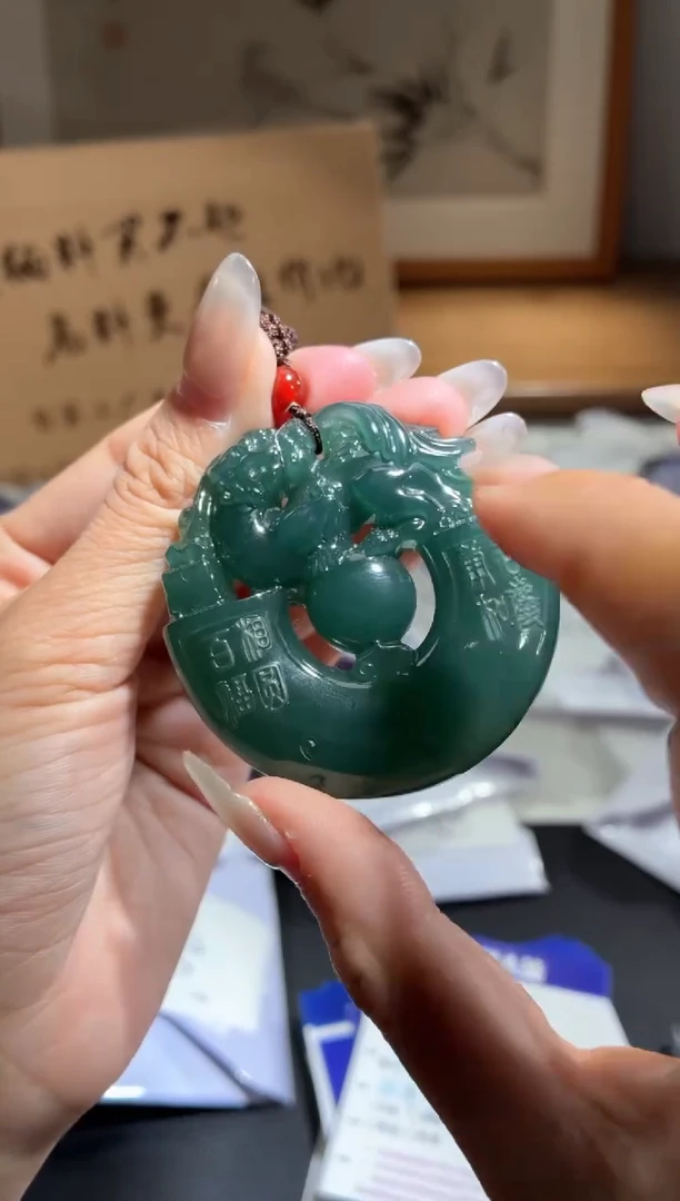 吊坠(不含链)未镶嵌翡翠貔貅
