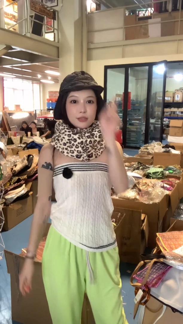 猪剖层皮革围巾围巾围巾