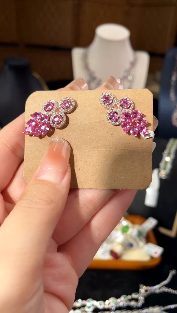 蓝宝石耳饰银S925镶嵌耳饰