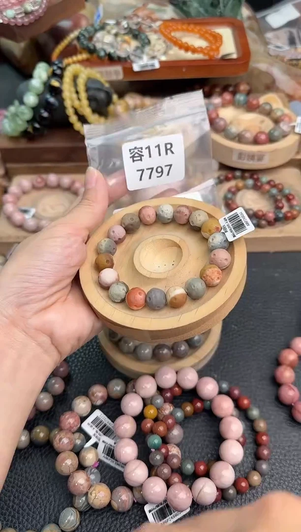石英质玉手链未镶嵌君*儿11R7797