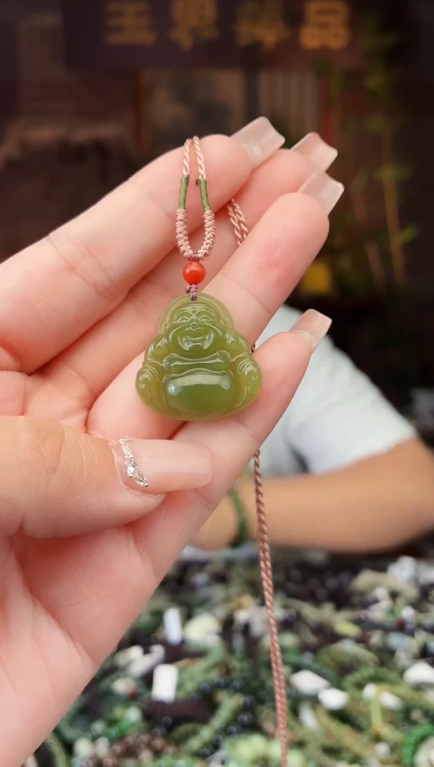 和田玉未镶嵌颈饰拍一发一