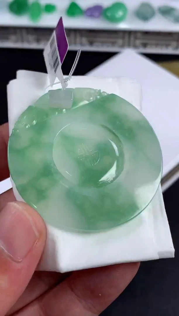 未镶嵌定制翡翠年*糕翡翠