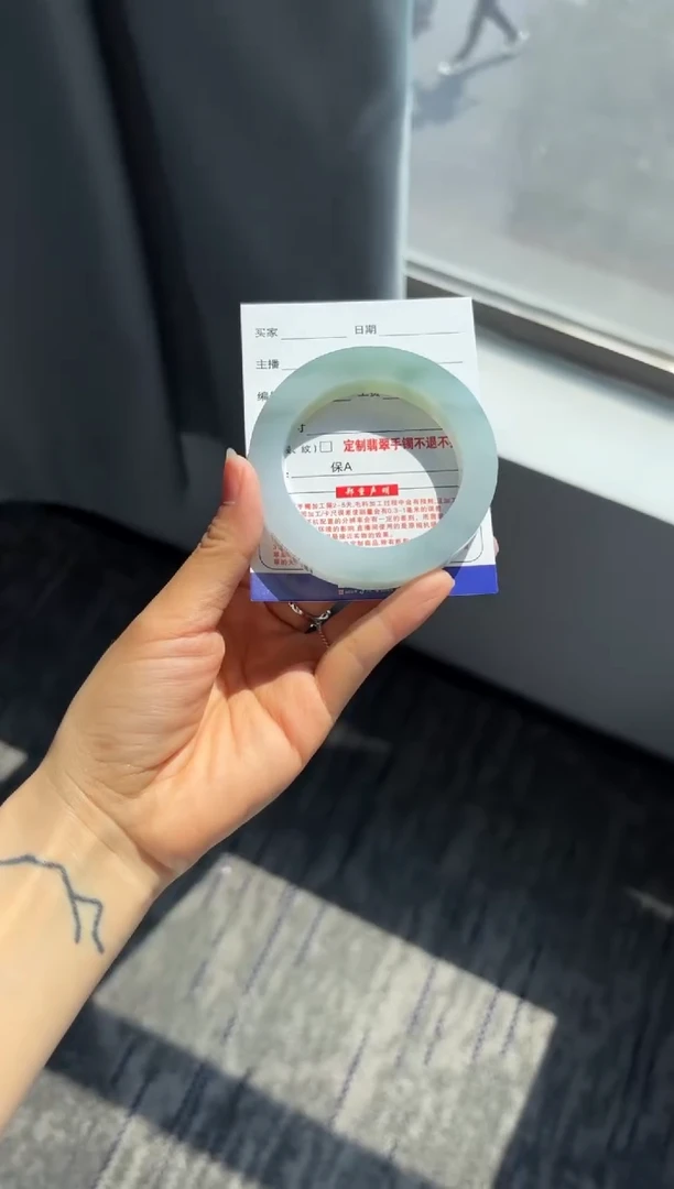 定制翡翠手镯未镶嵌定制手镯不退不换