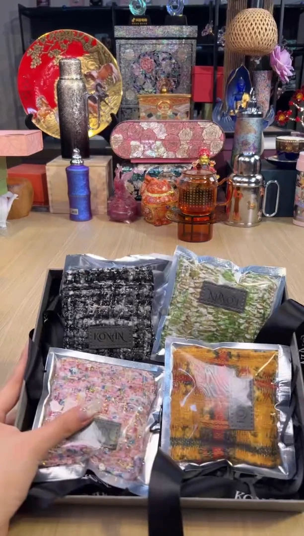 47栖居自然便携香包套四-灰盒