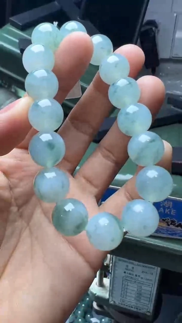 未镶嵌手串翡翠缅甸翡翠A货卡12.7左右